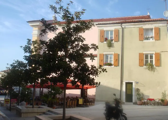Istriana * Πόρετς