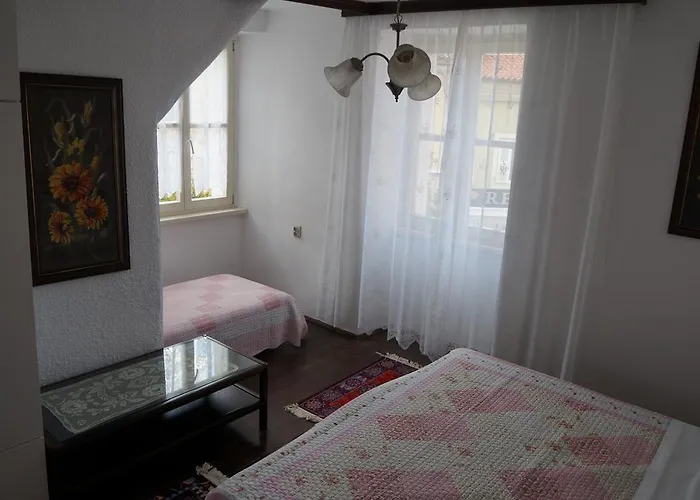 Istriana Apartament *